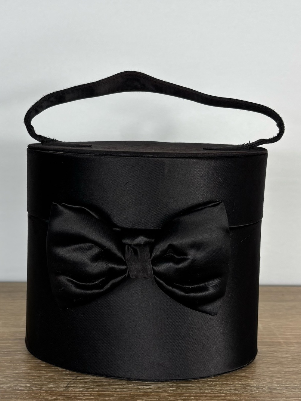 Liz Claiborne Black Round Hat Box Purse with Satin Bow Accent